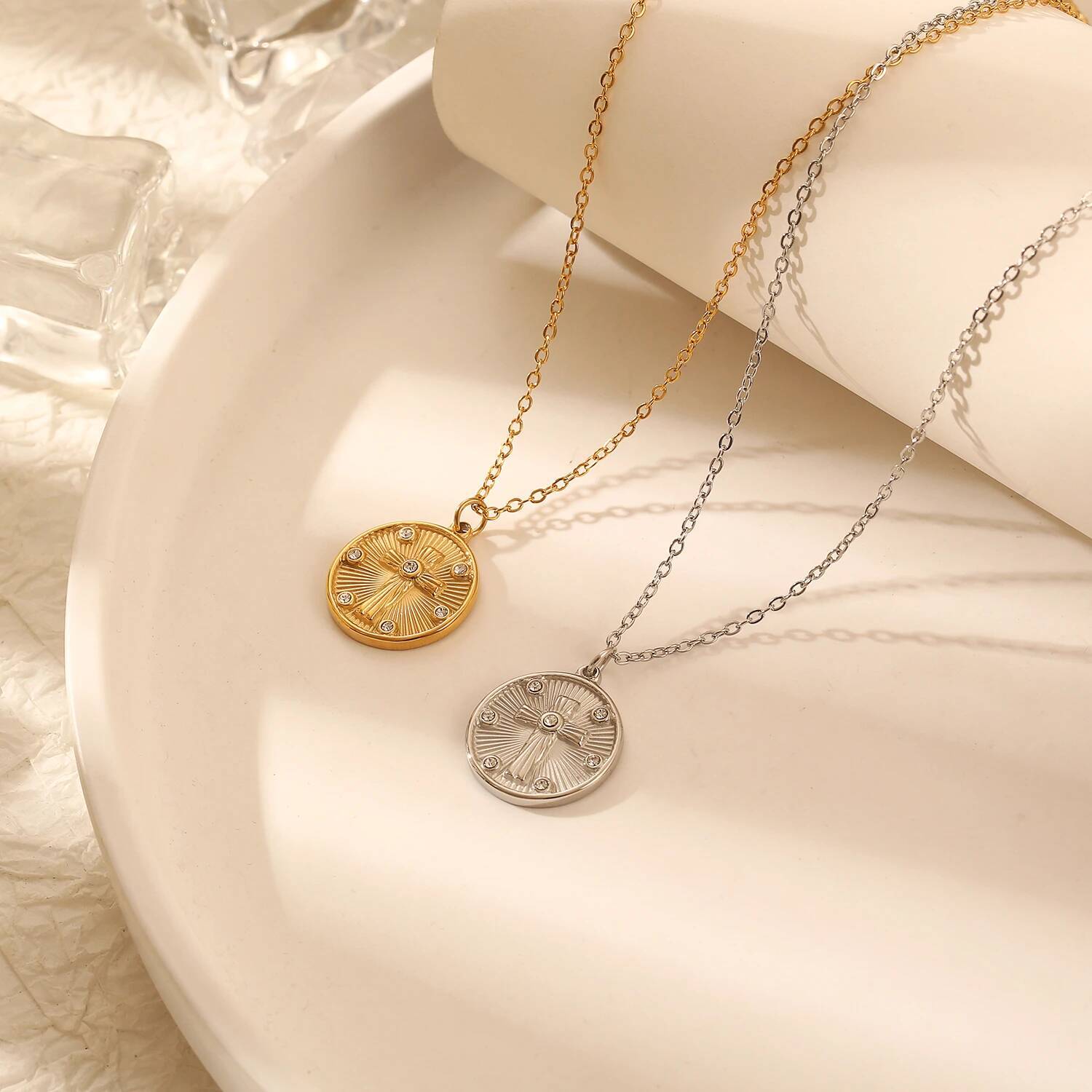 여성용 섬세한 동전 모양 지르콘 스톤 십자가 펜던트 목 - Coin Necklace Delicate 리뷰 및 가격